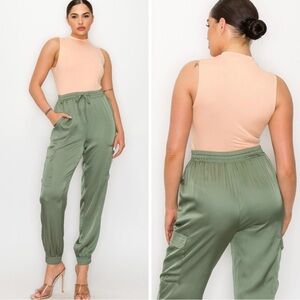 Double layered tank mock neck sleeveless top